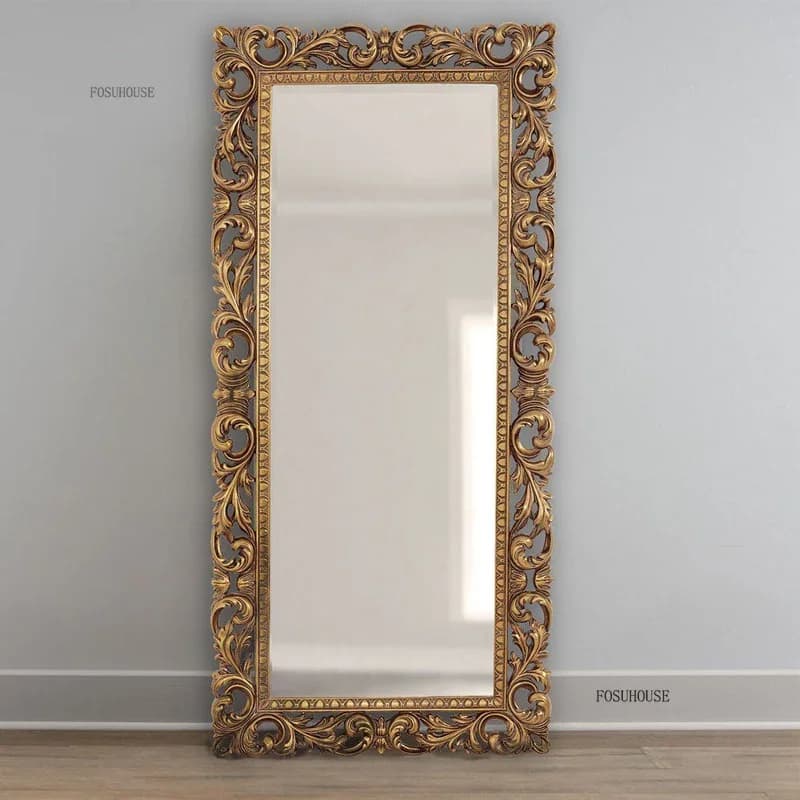 Miroir sur pied rétro pleine longueur, design orné, style européen classique pour la décoration de c