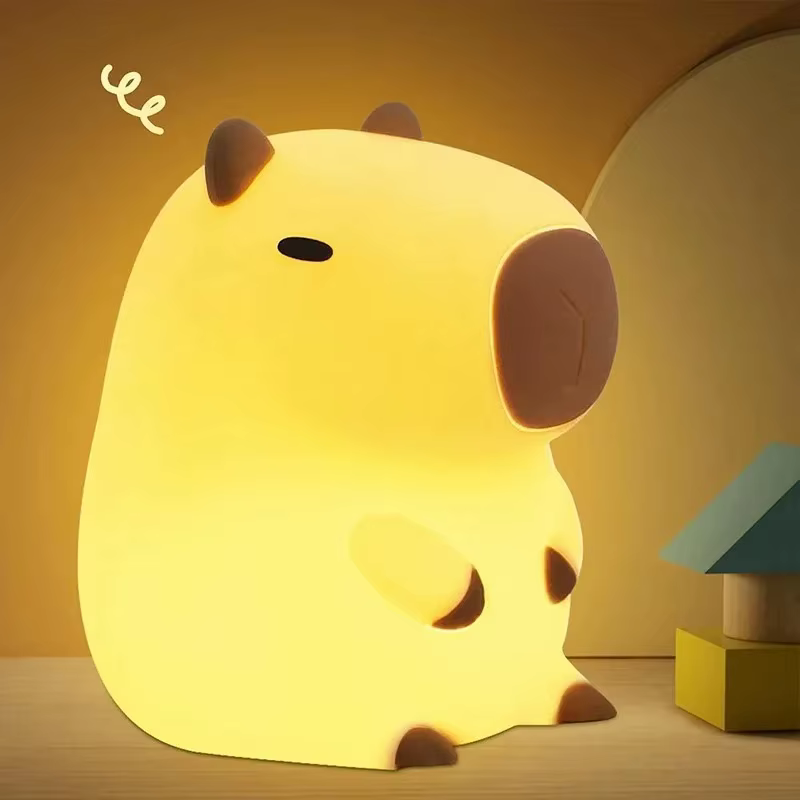 Mignon animal de compagnie Capybara veilleuse dessin animé Silicone créatif chevet sommeil nuit lamp