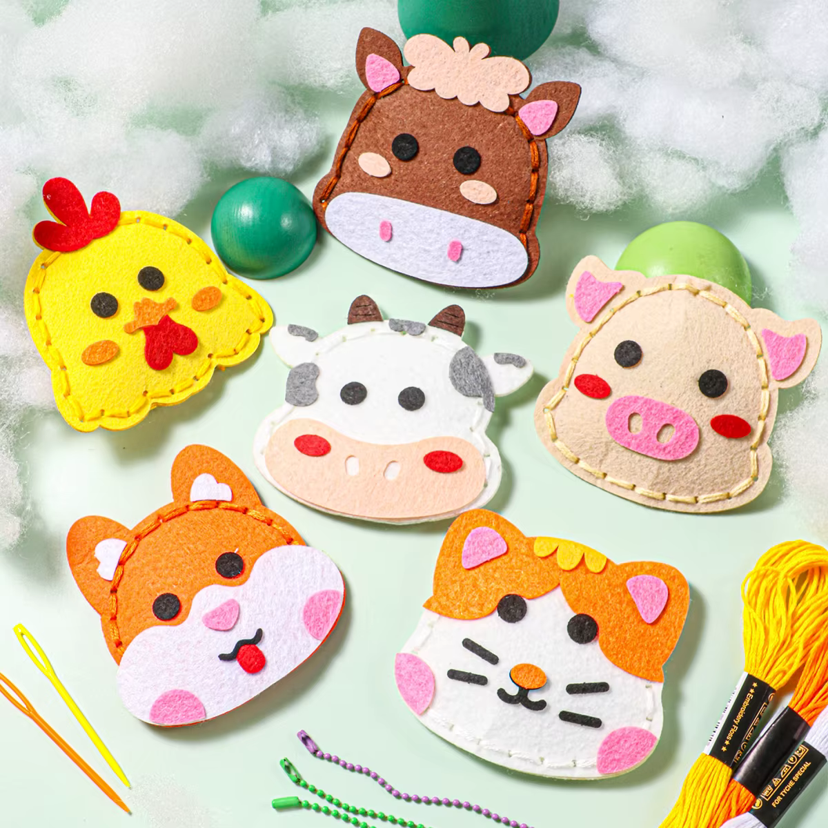 Kit de couture d'animaux de ferme DIY de 6 pièces ; Kit de couture à la main pour débutant ; Pendent