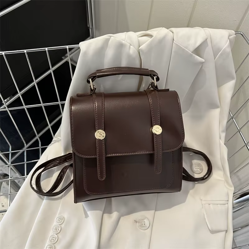 Sac à dos décontracté vintage en similicuir avec breloque en peluche mignonne, sac à bandoulière rét