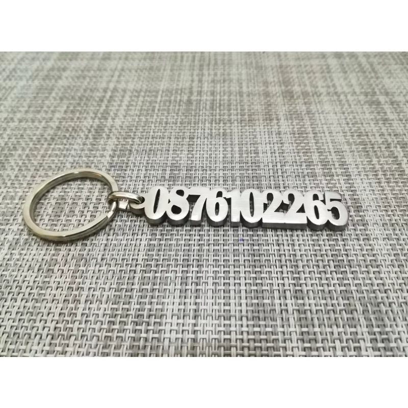 Porte-clés numérique personnalisé, porte-clés avec numéro de téléphone personnalisé, accessoire de c