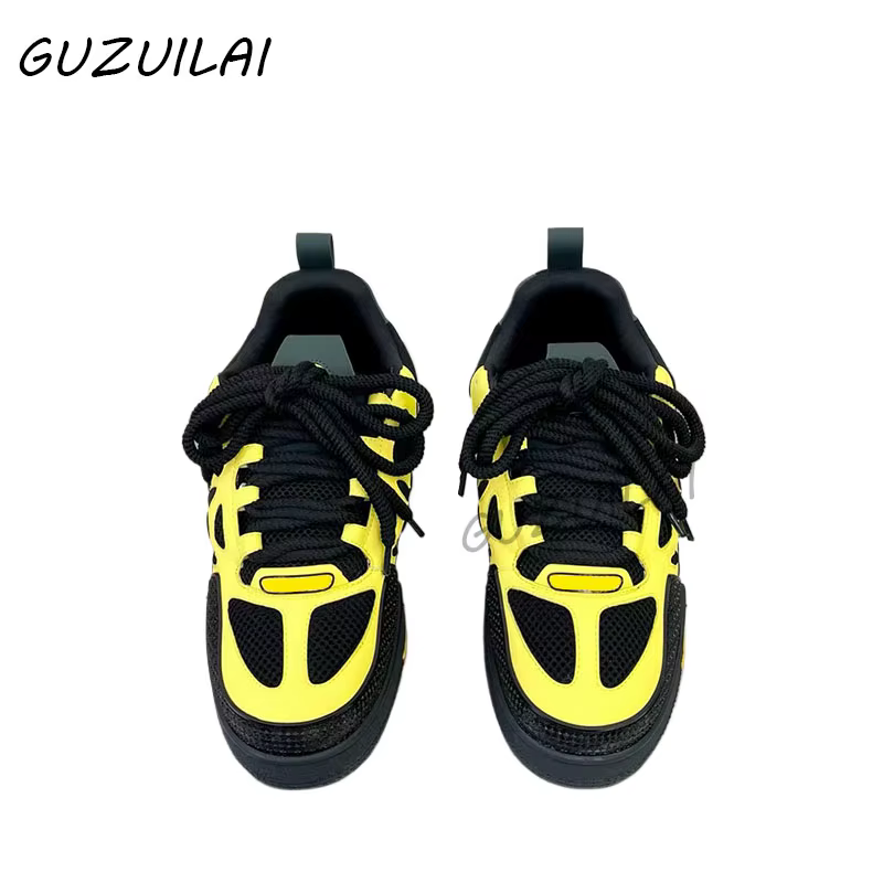 Chaussures de sport tendance pour hommes et femmes - Chaussures de sport incontournables et best-sel