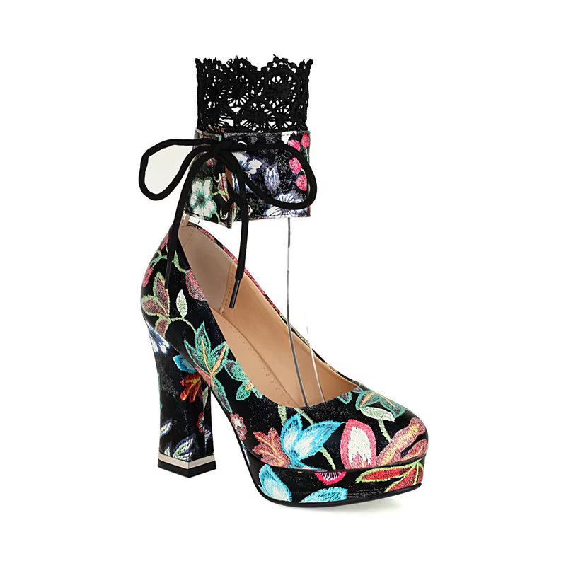 Brodé imprimé bout rond talon épais talons hauts dentelle attachée rétro talon épais chaussures simp