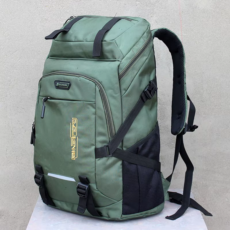 Sac à dos classique deux tailles pour hommes et femmes