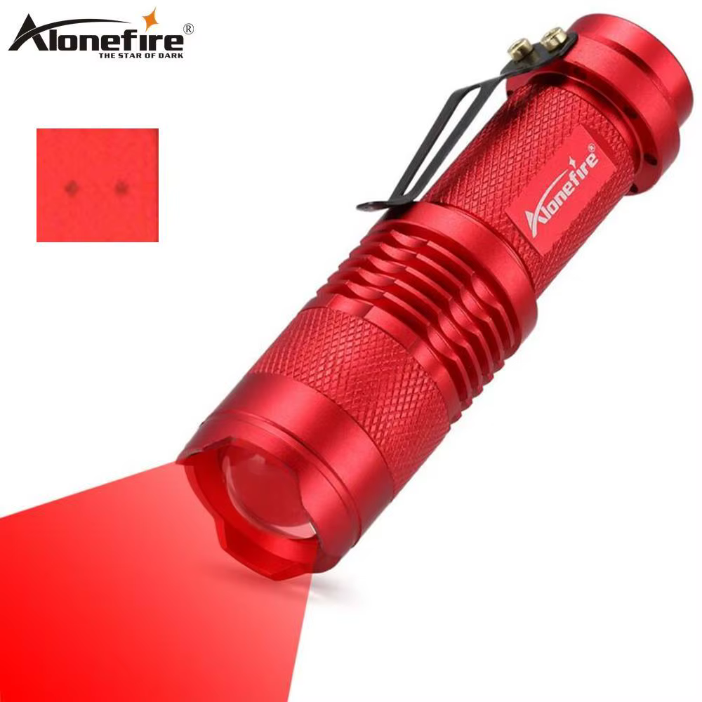 Lampe de poche à Zoom à lumière rouge