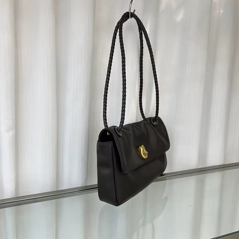 VM FASHIO NKISS Sac sous les bras pour femme Sac à bandoulière semi-abatte de couleur unie Sac à bandoulière en cuir PU souple adapté à toutes les saisons
