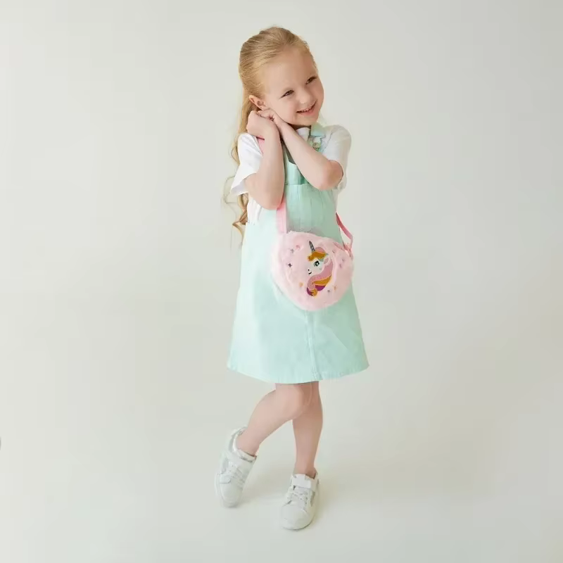 Sac messager en fourrure de dessin animé de grande capacité pour jeunes enfants, sac de rangement pour filles, sac à fourrure doux, sac initié par Nairobi Orn Star, cadeau mignon