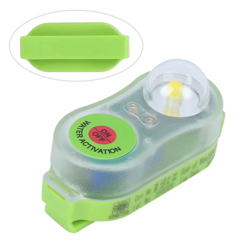 Lampe de gilet de sauvetage à LED activée par l'eau de mer