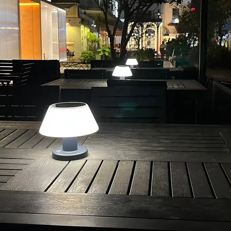 Lampe solaire de table