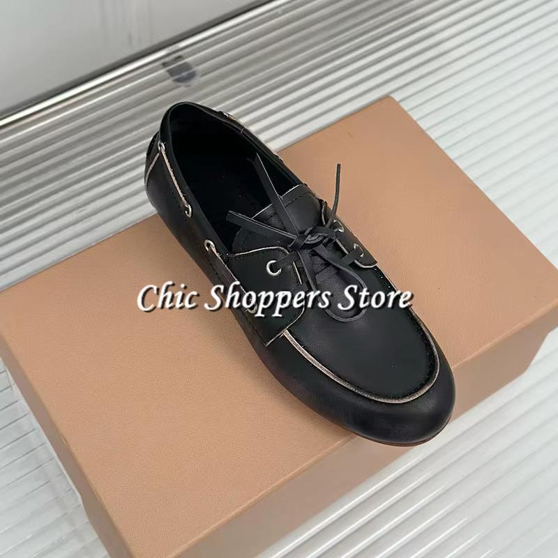 Chaussures de marche de vacances noeuds