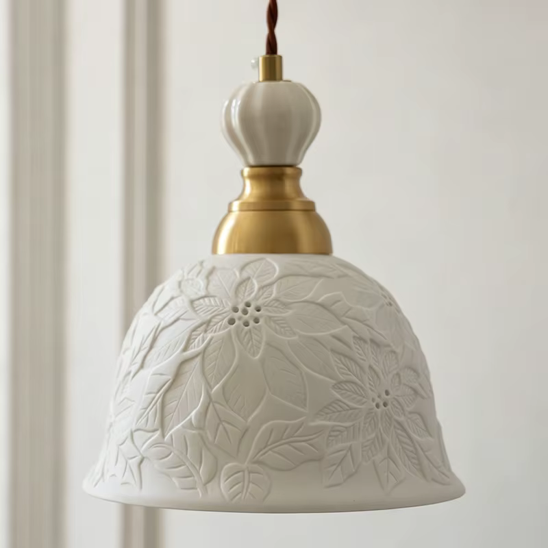 Lampe de plafond en céramique de style japonais couleur crème à motif floral, lampe de chevet pour chambre à coucher, petite lampe polyvalente en céramique transparente