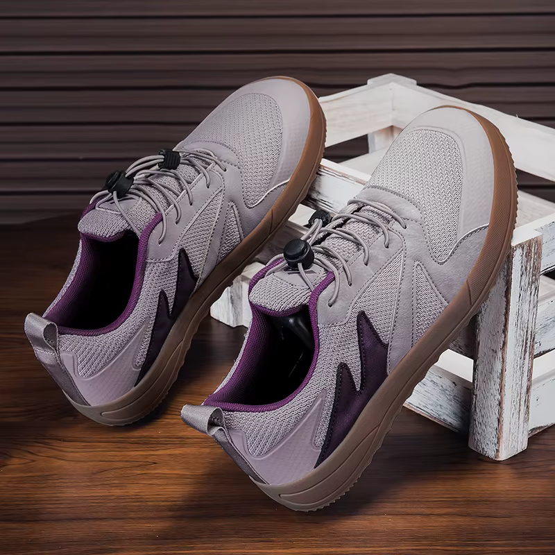 Chaussures de marche pour hommes à bout large