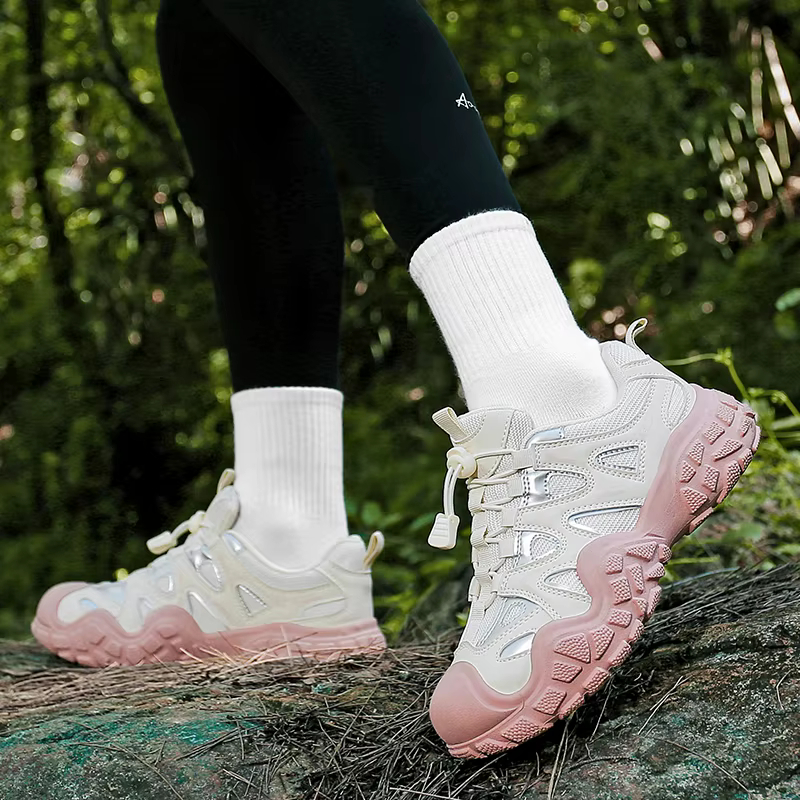 Chaussures de randonnée antidérapantes pour femmes