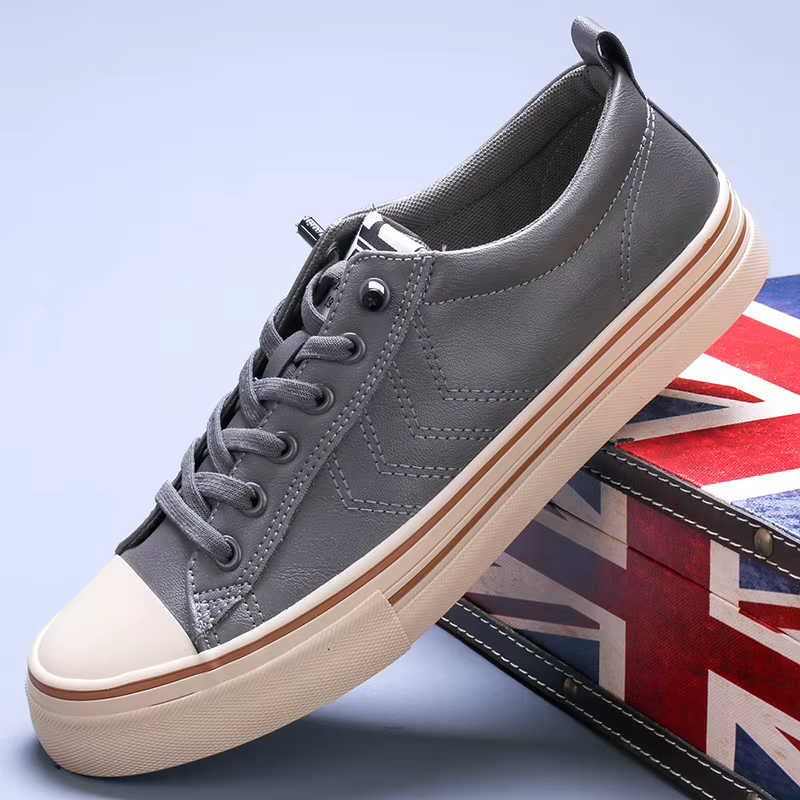 Chaussures en cuir décontractées pour hommes, chaussures de conduite à semelle souple, chaussure plate confortable, chaussure à sangle élastique, baskets canisées pour hommes, automne 2024
