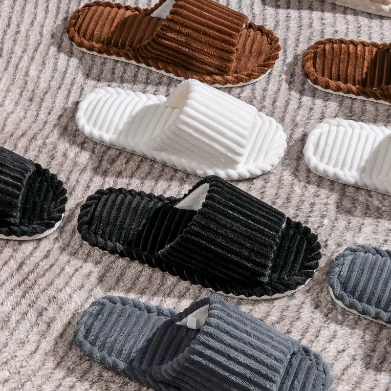 Chaussons d'intérieur ouverts pour femmes