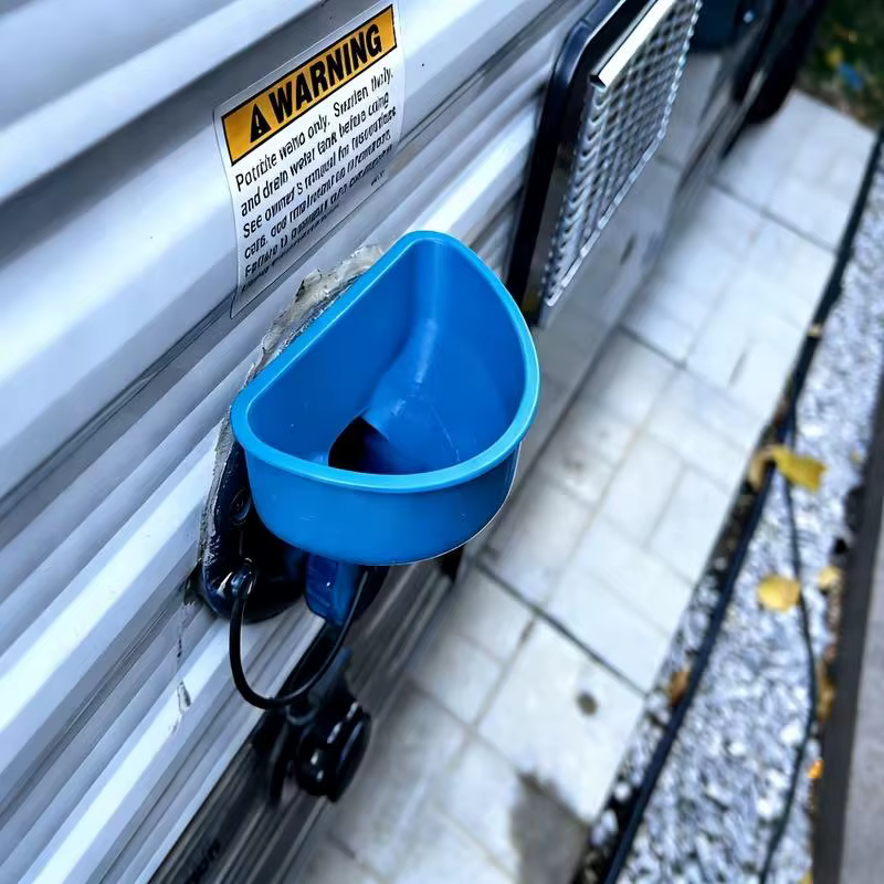 Entonnoir de remplissage d'eau imprimé en 3D