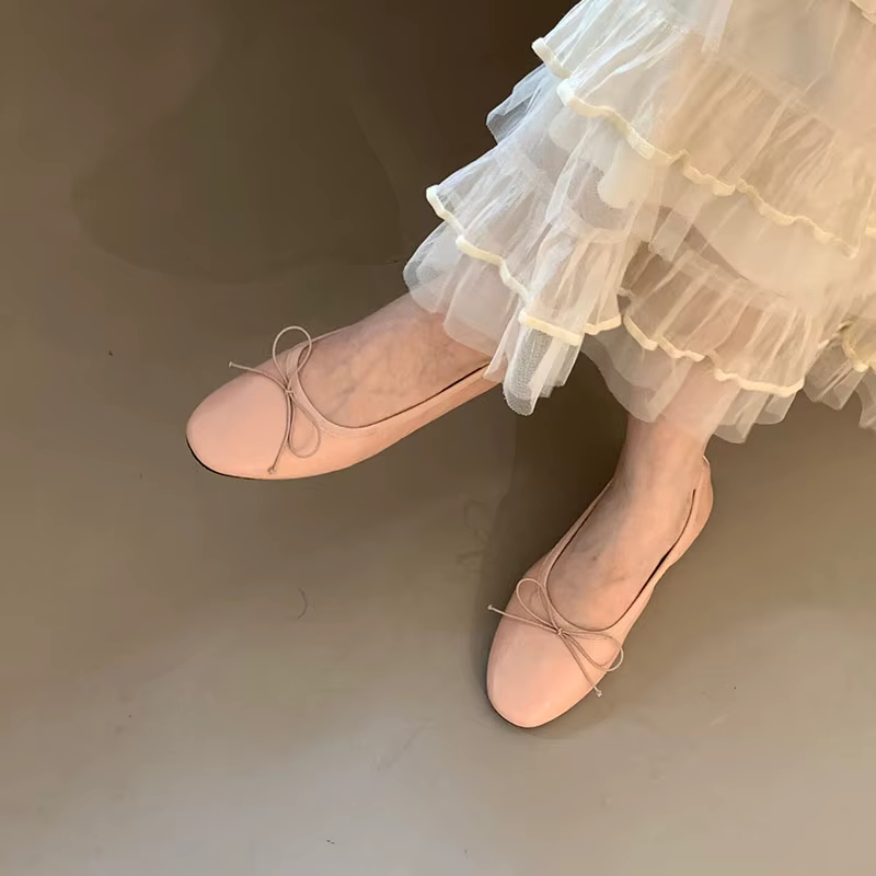 Chaussures plates roses à bout rond pour femmes, chaussures à la mode avec nœud papillon, chaussures plates à enfiler, nouvelle collection printemps-été