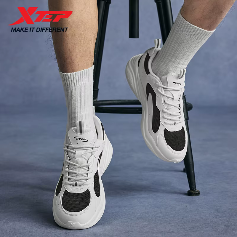 Xtep chaussures de loisirs pour hommes 2025 été léger maille respirant à semelles épaisses rehaussant la hauteur rétro chaussures décontractées 875219320014
