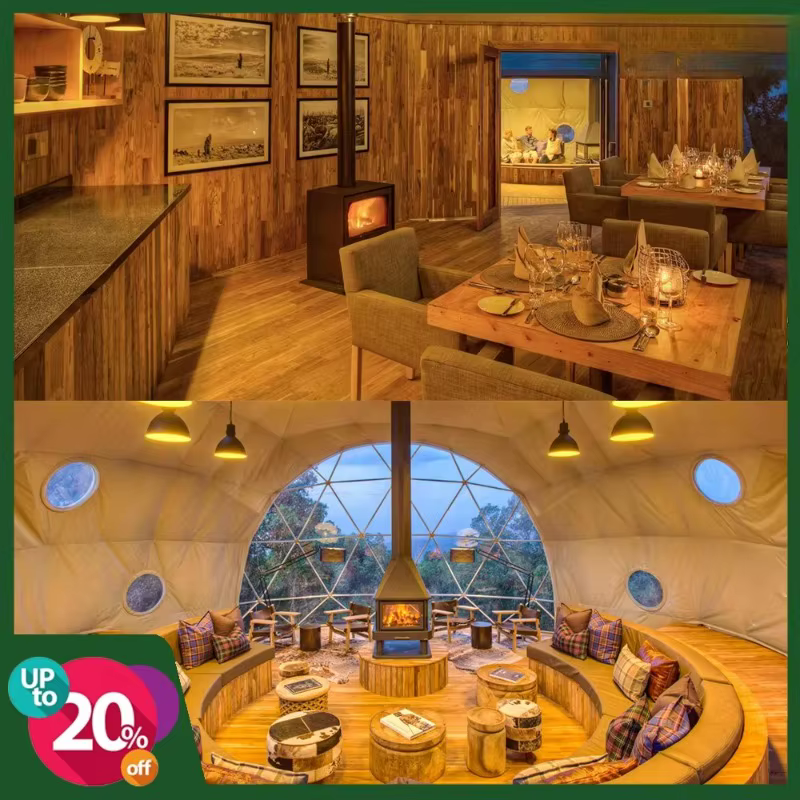 Dôme de glamping géodésique avec porte triangulaire en bois