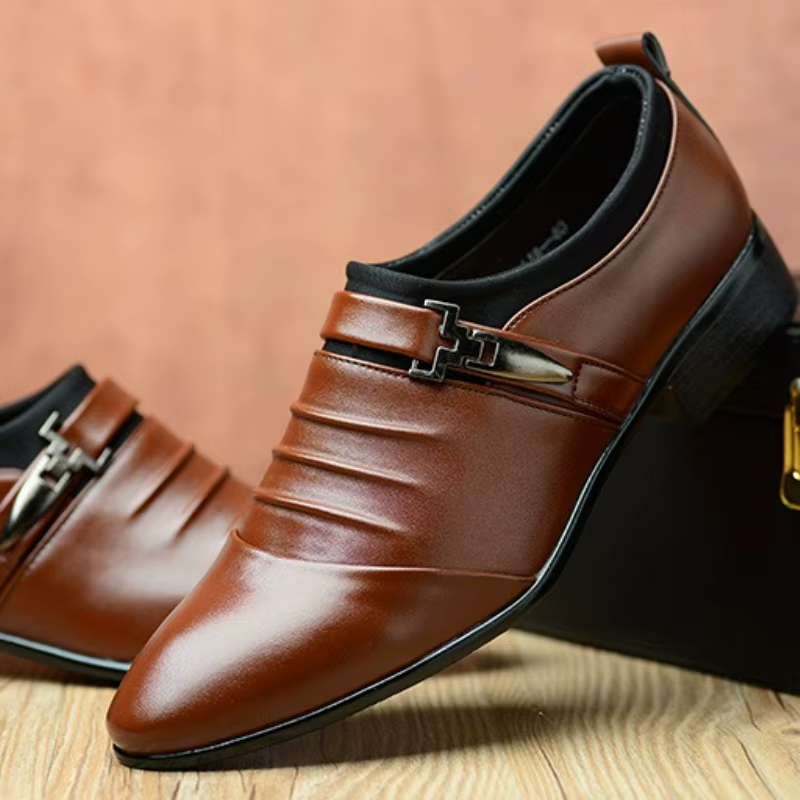 Chaussures habillées pour hommes chaussures en cuir d'affaires de luxe sans lacet Oxfords bout pointu hommes chaussures de mariage mocassins classique grande taille chaussure formelle