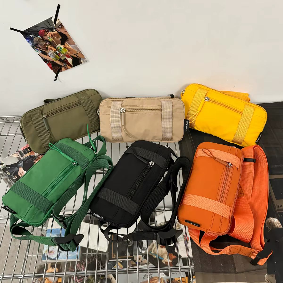 Le nouveau petit sac d'alpinisme diagonale sac de taille de sport sac d'extérieur sac de course tout-Match sac de cyclisme homme femme