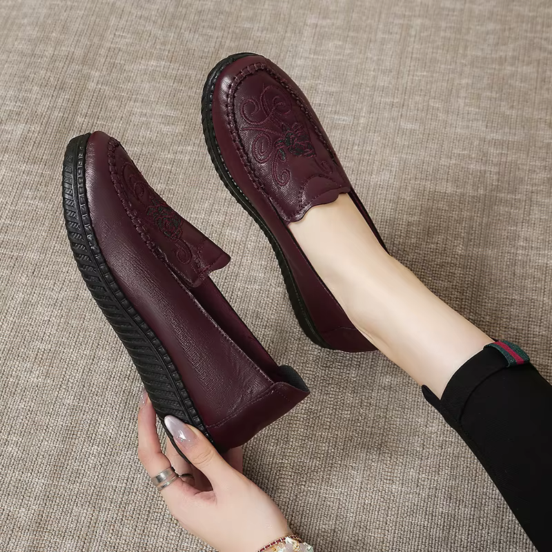 Chaussures en cuir confortables pour femmes, mocassins rétro brodés de fleurs, semelle compensée souple antidérapante, chaussures décontractées pour tous les jours