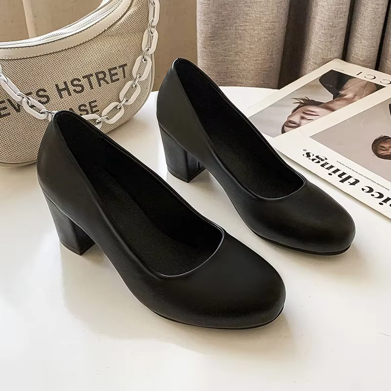 Chaussures simples en cuir pour femmes, grande taille, bouche peu profonde, mode, couleur unie, petites chaussures simples et confortables, printemps automne 2024