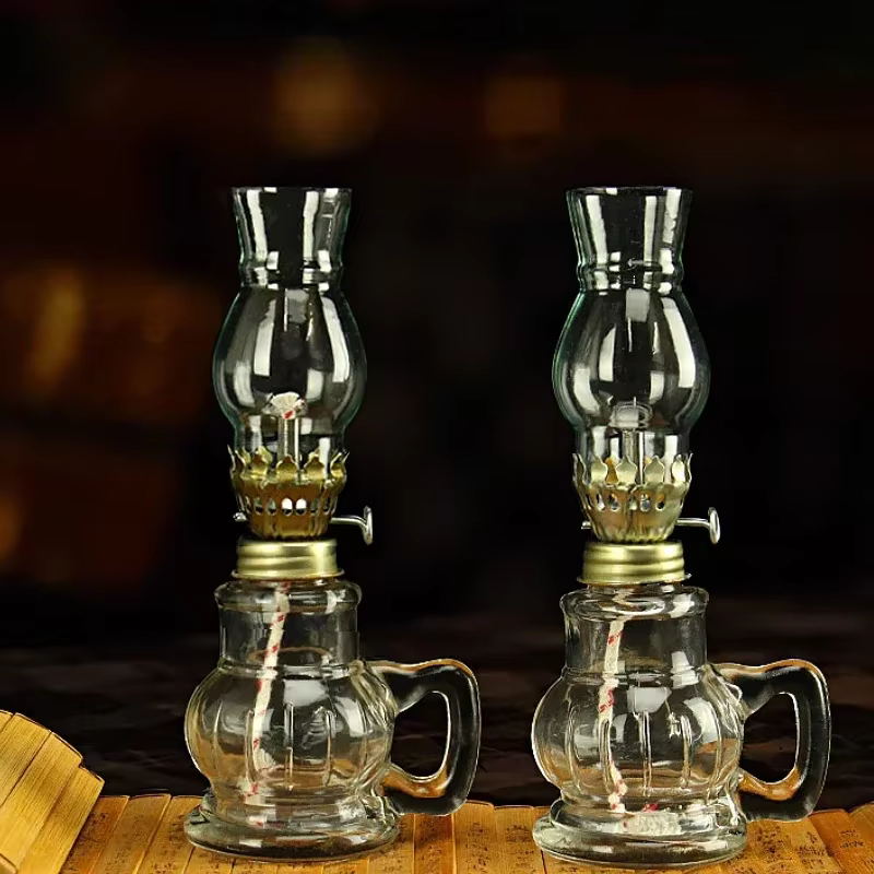 Lampe à kérosène Vintage avec couvercle en verre