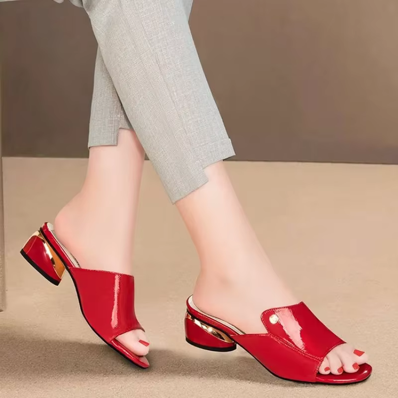 Chaussures pour femmes mode rouge Sexy femmes pantoufles PU cuir souple dames sandales confortables adaptées aux filles Pantuflas Mujer
