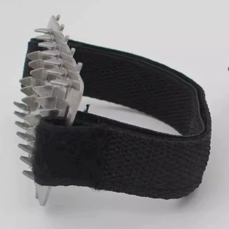 Couvre-chaussures antidérapants en deux pièces pour la randonnée