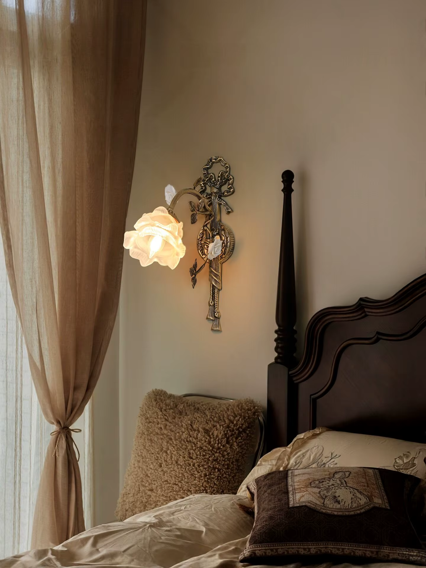 Lampe murale vintage tout en cuivre