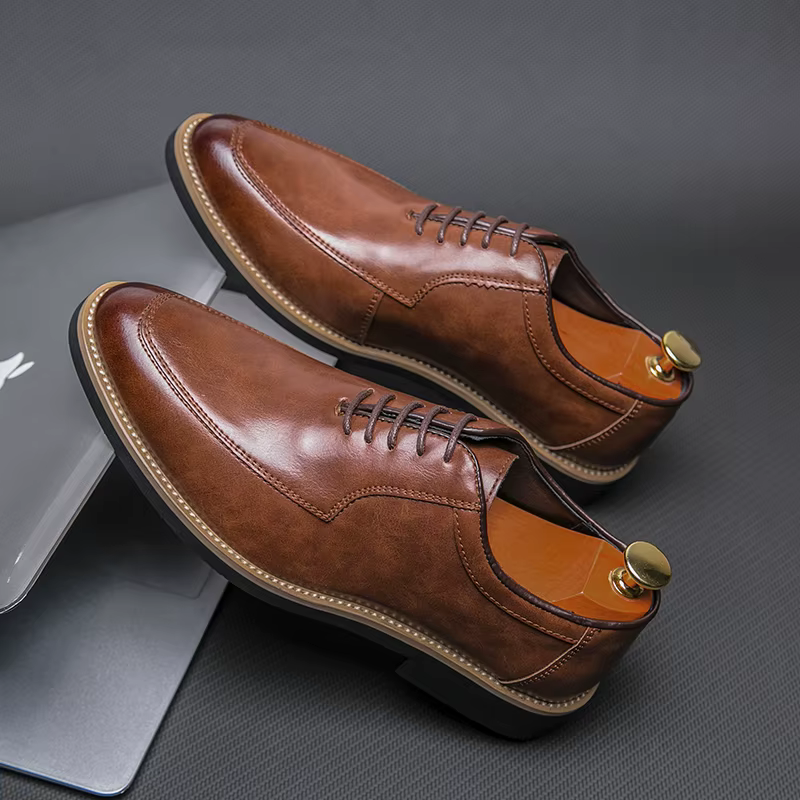 Chaussures provoqué pointues polyvalentes pour hommes