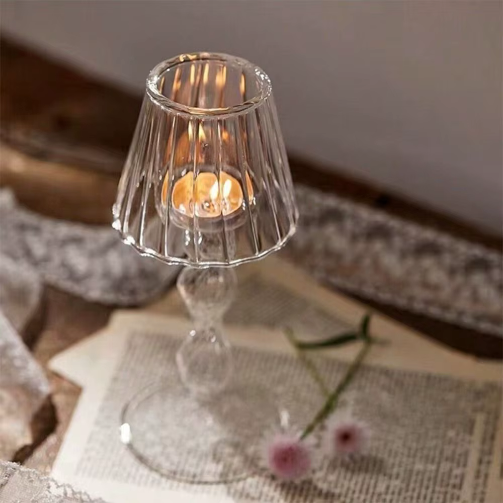 Chandelier rayé en verre à pieds hauts, bougeoir délicat et créatif en forme de lampe, candélabre artisanal d'art Transparent pour salon
