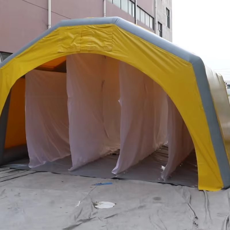 Tente de camping gonflable
