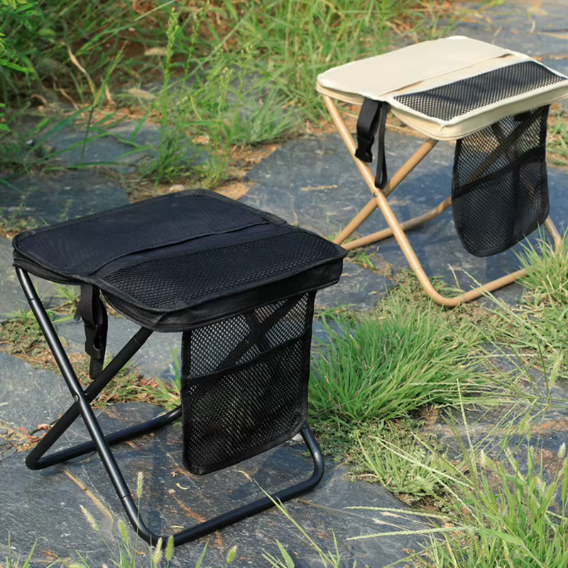 Tabouret pliable pour sac à dos