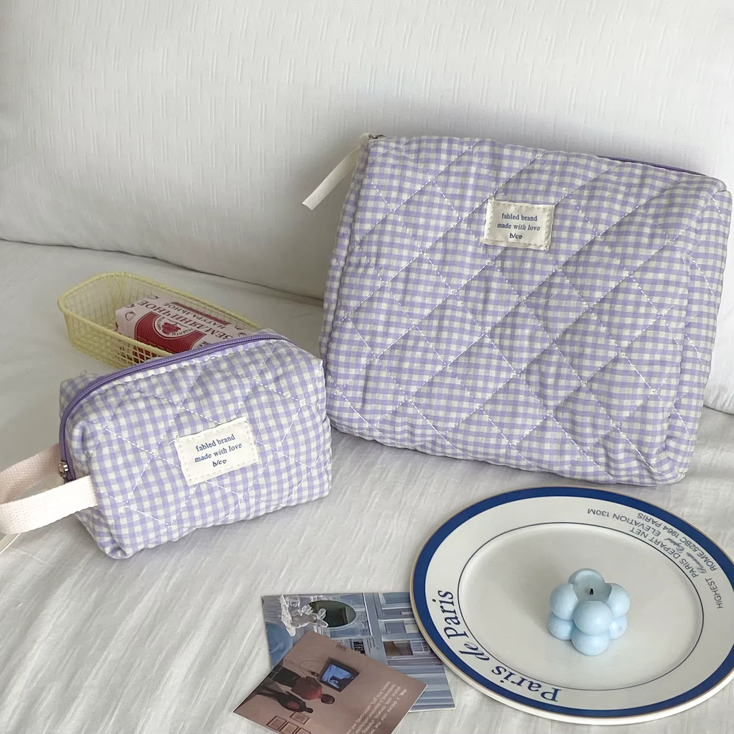 Sac de toilette matelassé grande capacité YT Berry Color pour étudiants, sac de rangement à carreaux, trousse de maquillage style Ins