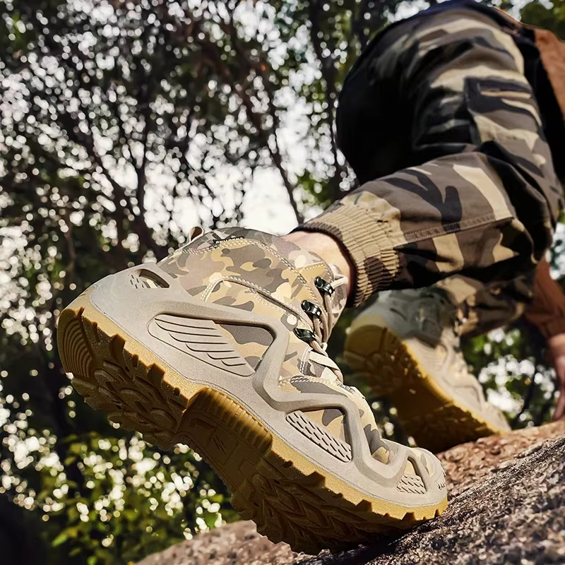 Chaussures de randonnée antidérapantes et résistantes à l'usure
