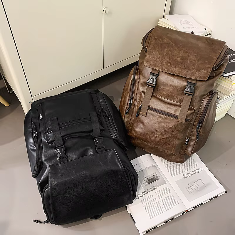 Cool à la mode couleur unie hommes sac à dos décontracté grande capacité multi-poches sac à dos personnalité polyvalent en cuir sac à bandoulière