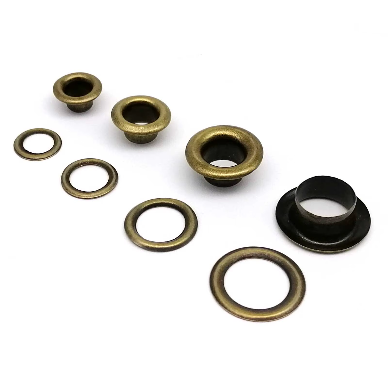 100 ensembles 2.5-12mm haute qualité Antique laiton Bronze oeillet avec rondelle œillet anneau trou d'air Rivet pour sac en cuir chaussures ceinture capuchon