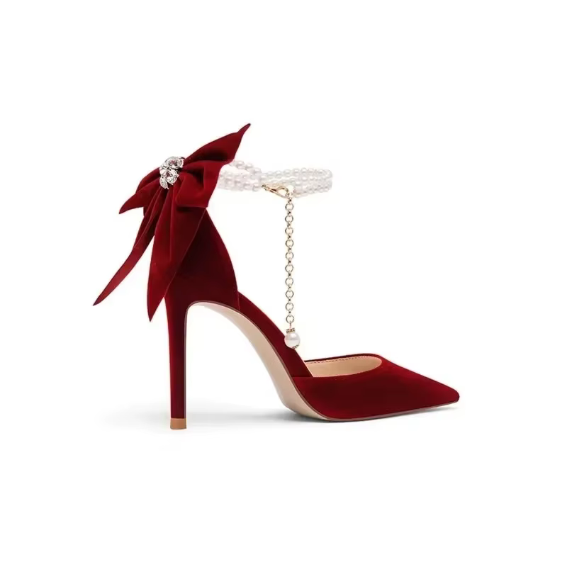 Chaussures de mariage rouges 2025 nouvelles talons aiguilles pointus femme bouche peu profonde nœud perle un mot boucle