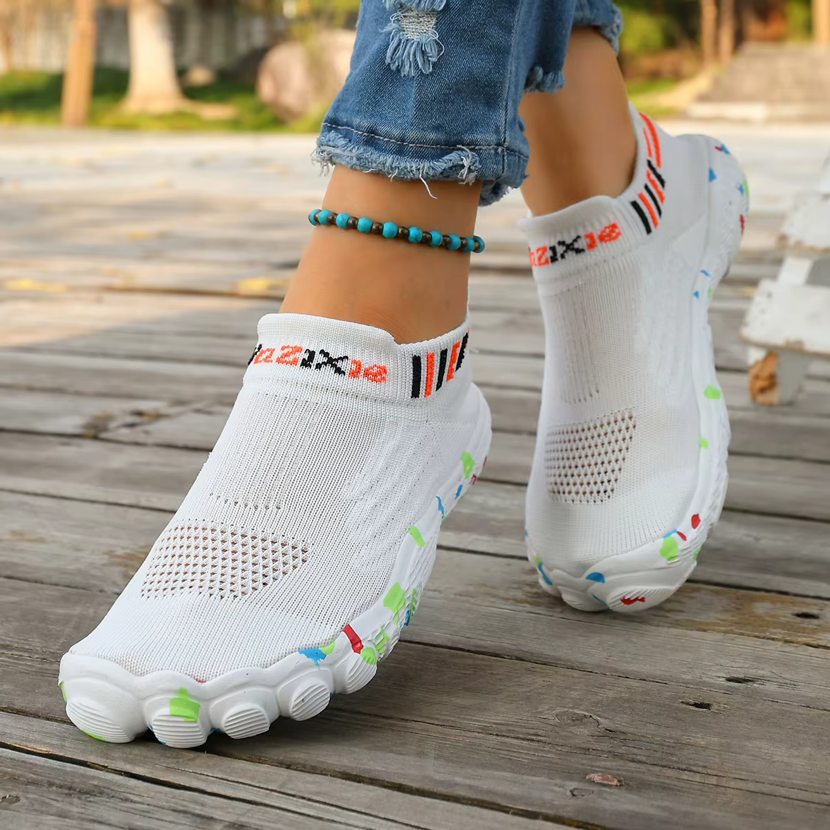 Nouvelles chaussures à cinq doigts pour femmes 2026, chaussures aquatiques d'extérieur en maille respirante, chaussures de plage, chaussures aquatiques antidérapantes, chaussures de natation, chaussur