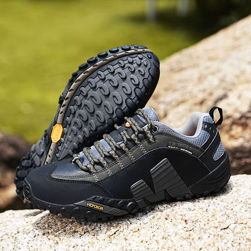 Chaussures d'alpinisme coordonnantes pour hommes