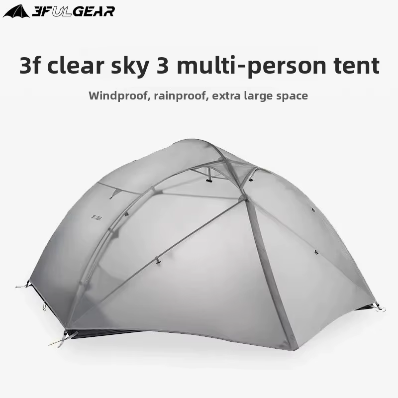 La tente pour trois personnes SF UL Outdoor Qingkong 3 est livrée avec une couverture de sol super légère