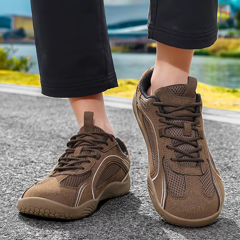 Chaussures de marche larges pour hommes
