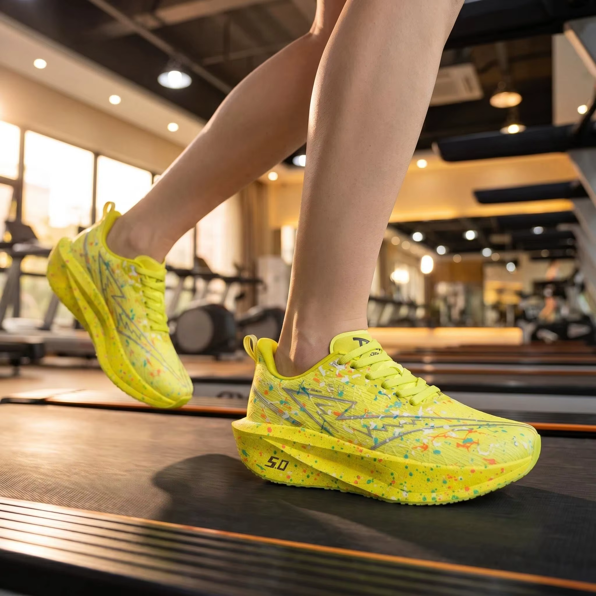 Chaussures de course Yoga Starlight Speed avec plaque carbone intégrale