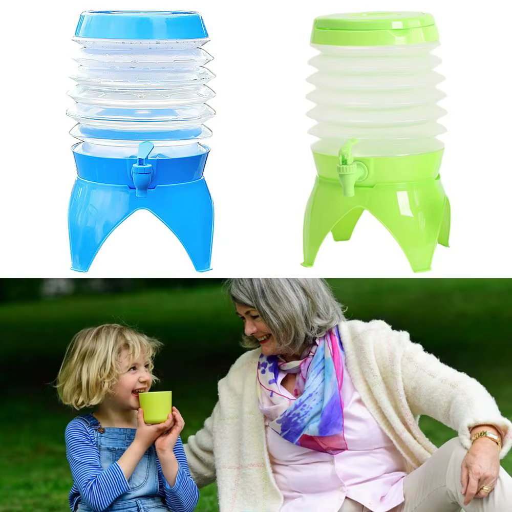 Récipient à eau pliable avec poignée