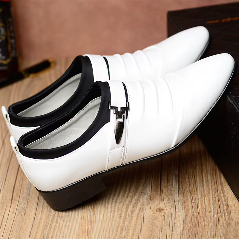 Chaussures habillées pour hommes chaussures en cuir d'affaires de luxe sans lacet Oxfords bout pointu hommes chaussures de mariage mocassins classique grande taille chaussure formelle