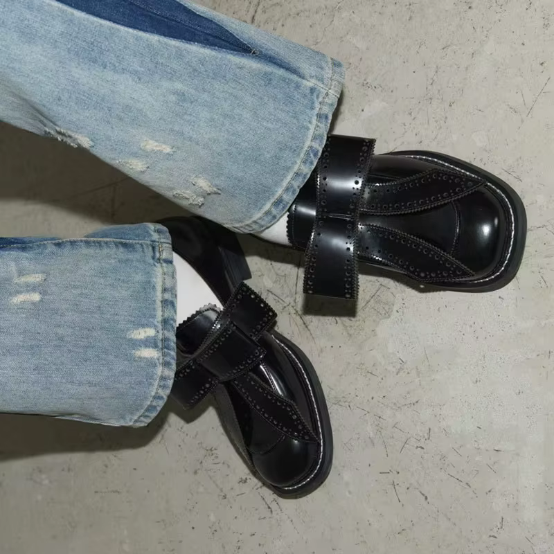 Chaussures à talons épais et bouts carrés pour hommes et femmes, style britannique 2026, à nœud, à enfiler