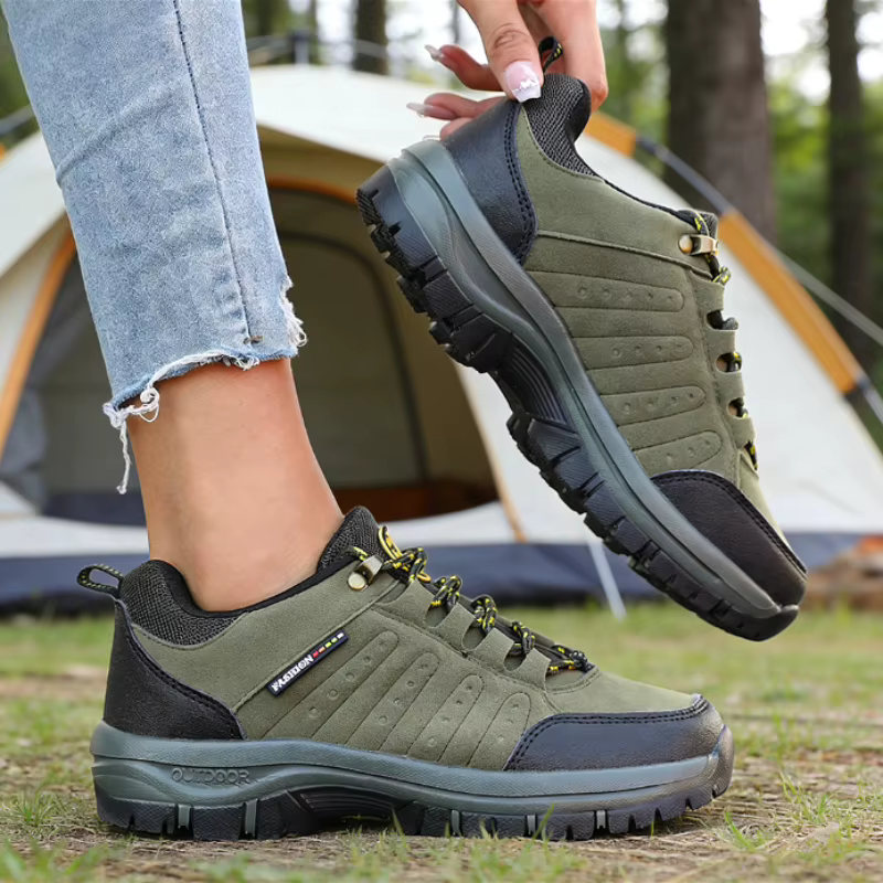Chaussures de randonnée en daim et cuir pour femmes