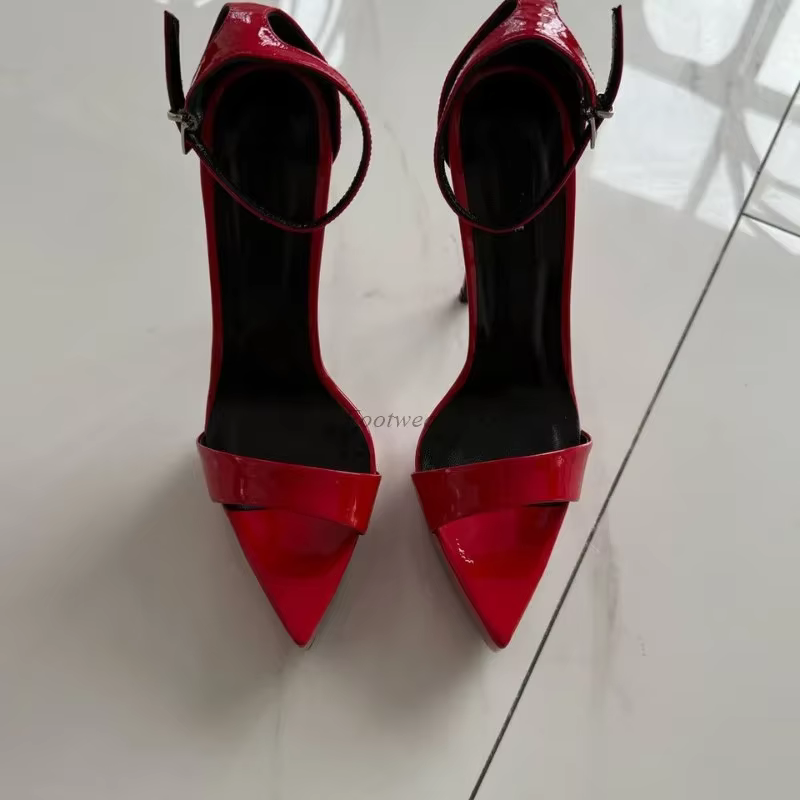 Sandales en cuir verni à plateforme pour femmes